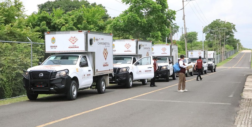 Ahora gobierno repartirá medicinas