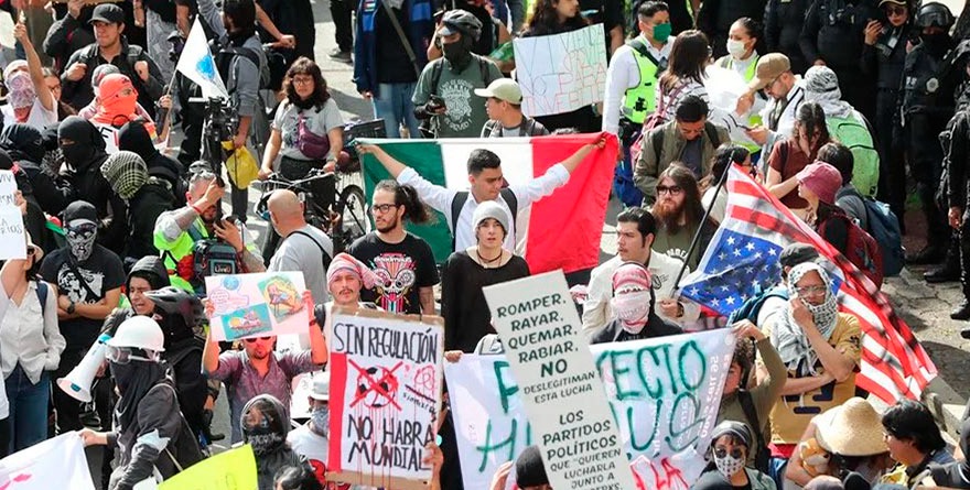 Contienen a  marcha contra  gentrificación