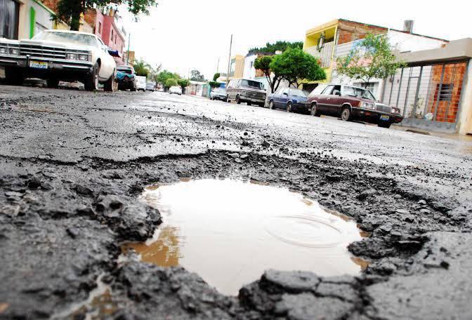 SAN LUIS POTOSÍ: LA CIUDAD DONDE LOS BACHES TIENEN MÁS PRESENCIA QUE LAS BANQUETAS
