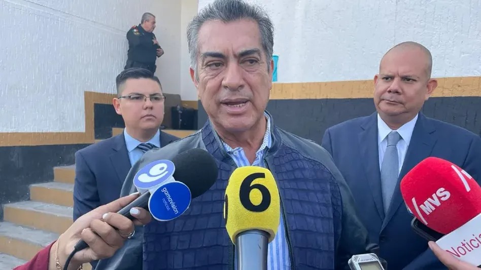 Un potosino se le fue directo al El Bronco…