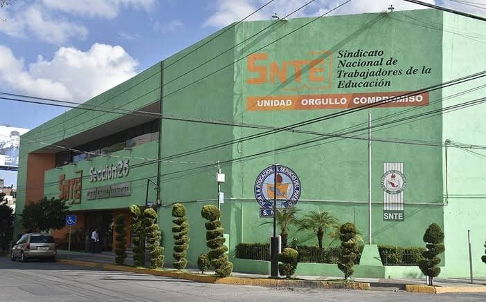 Roban al SNTE y se llevan el dinero del cajero