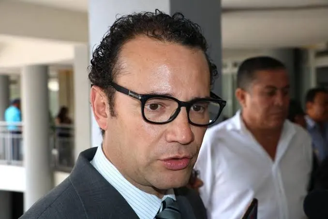 FRANCISCO XAVIER NAVA RECUPERA DERECHOS POLÍTICOS, PERO SIGUE BAJO LA LUPA PENAL POR DESFALCOS