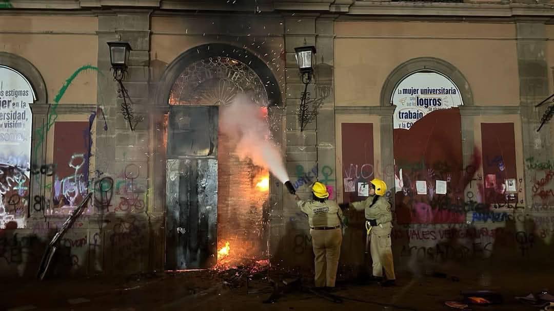 Bomberos lanzan campaña para juntar un millón y salvar más vidas