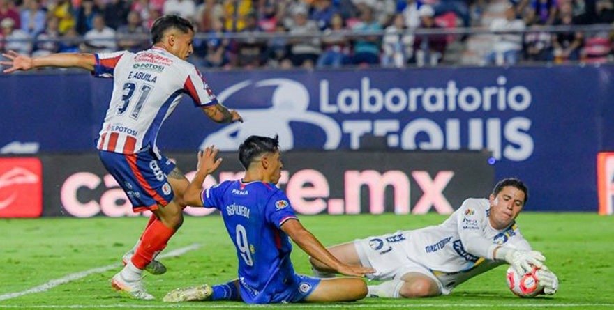 Atlético San Luis sucumbe 0-2 frente a Cruz Azul