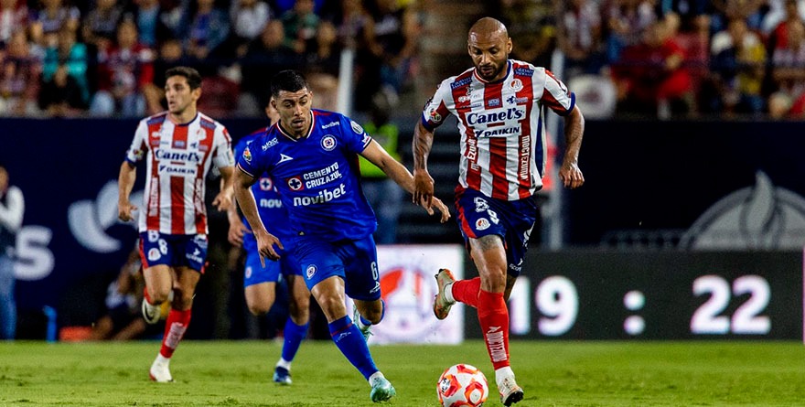 Joao Pedro podrá jugar contra Puebla