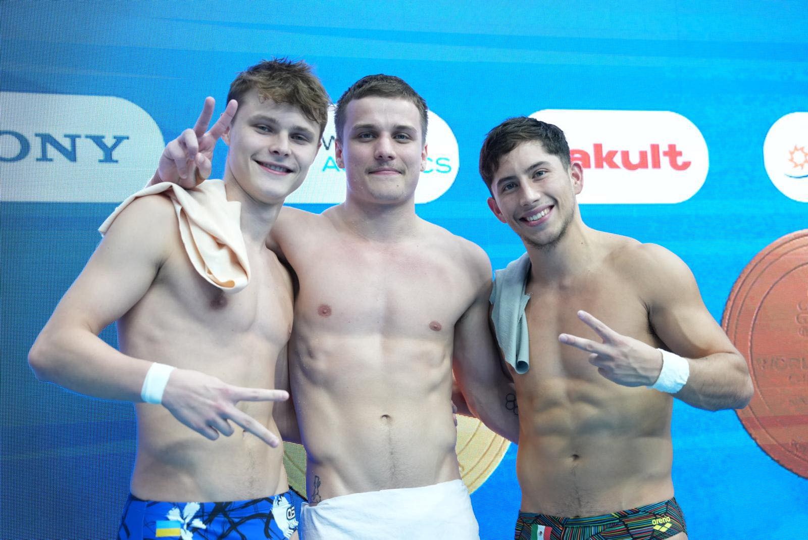 Randal Willars cierra con bronce mundial de Singapur