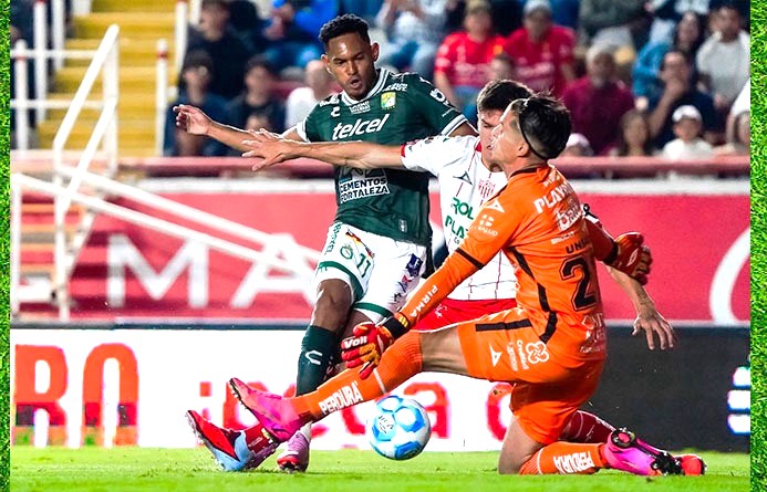 Renace León con triunfo ajustado sobre Necaxa