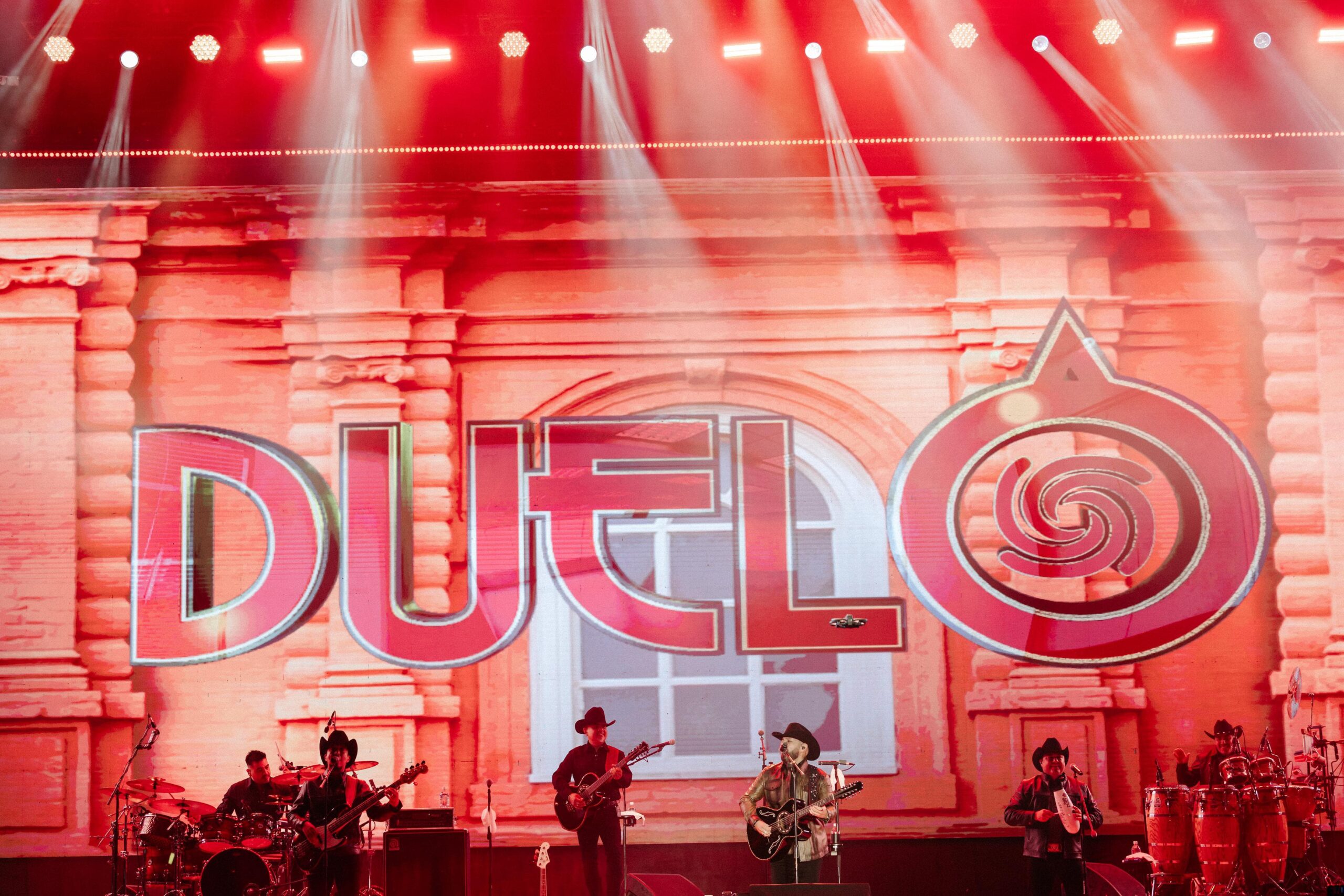 Duelo arranca la fiesta y pone a bailar a todo SLP 🎶