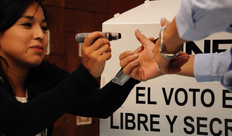 Buscan reducir a 16, la edad de votar en SLP