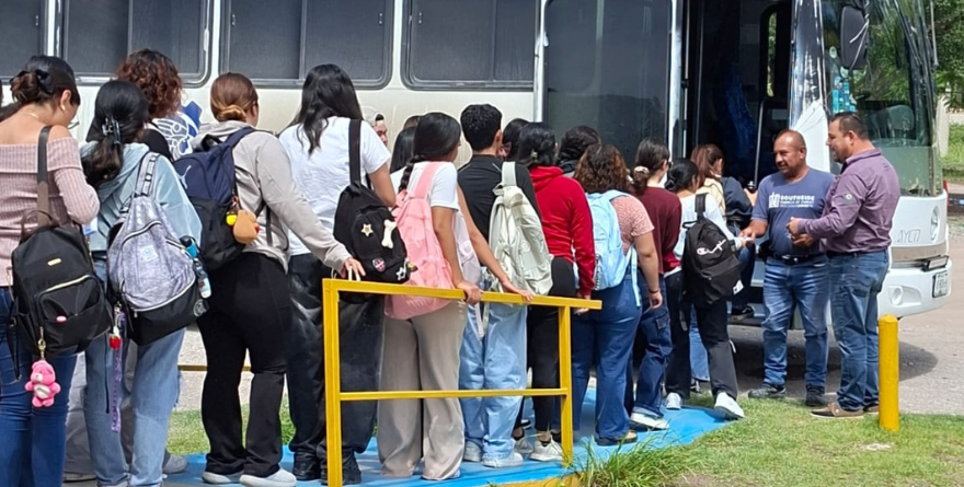Alumnos del TecNM Rioverde viajan sin gastar un peso