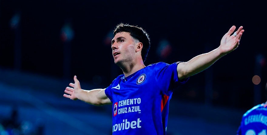 Cruz Azul gana y es líder
