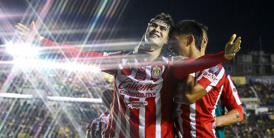Las chivas sorprenden al América