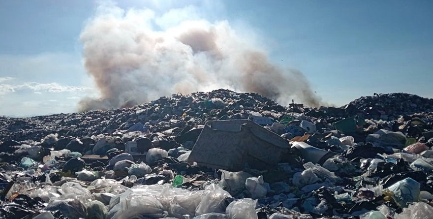 Horas de infierno en basurero de Zaragoza