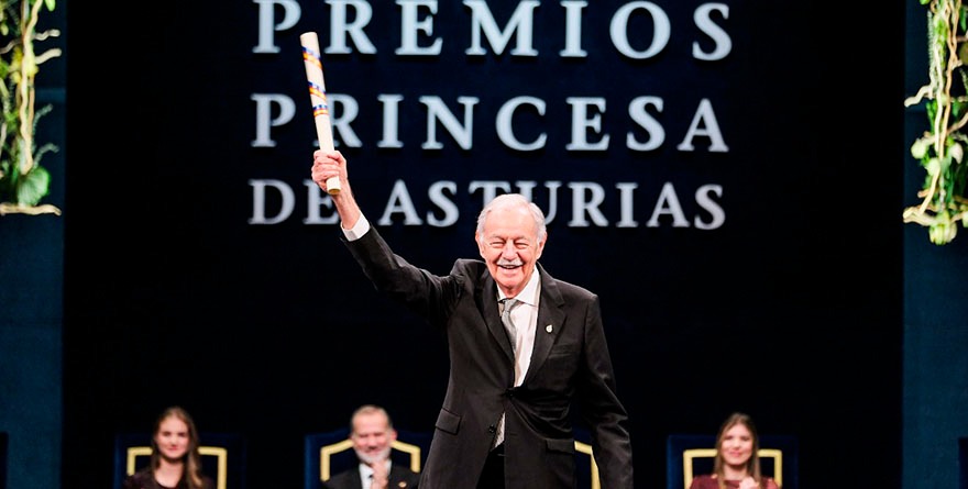 GRACIELA ITURBIDE RECIBE EL PRINCESA DE ASTURIAS