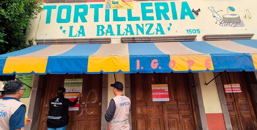 Más vale tortilla fría que vecindario quemado