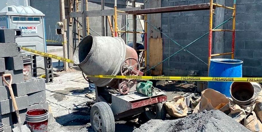 Cayó del tercer piso… y no hubo colado que lo salvara