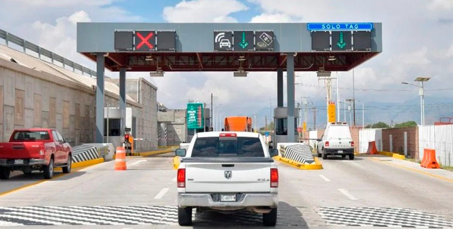 Cobran peaje a brigadas; en casetas no perdonan