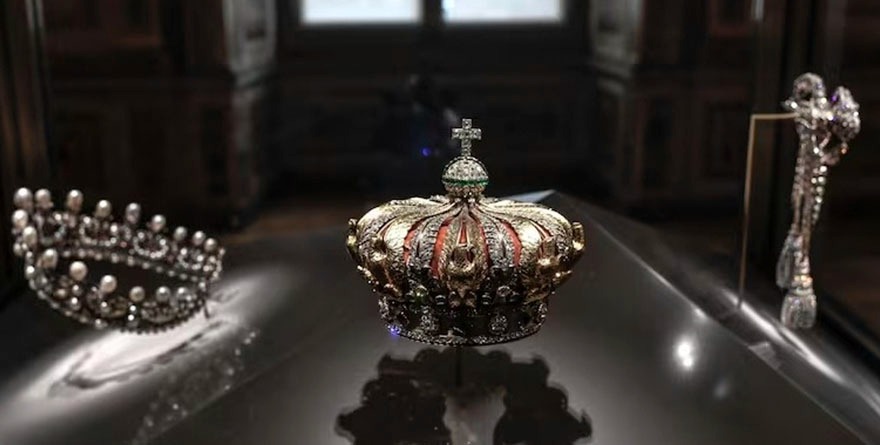 Museo de Louvre Extraen en joyas un botín incalculable