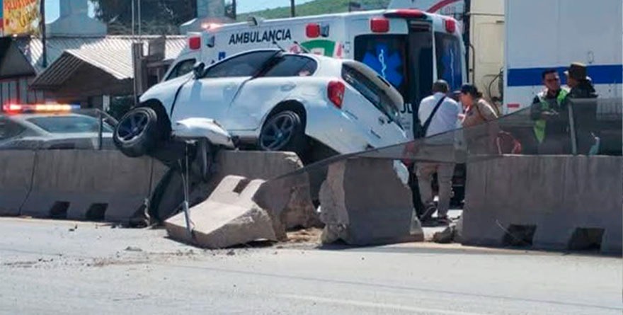 Otra tarde, otro choquecito en Periférico…