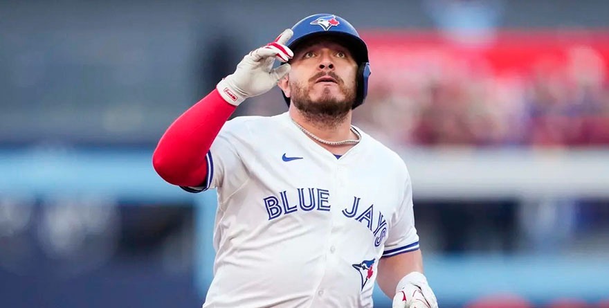 BRILLA KIRK EN TRIUNFO DE BLUE JAYS SOBRE DODGERS