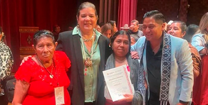 Premian talento de artesanos potosinos