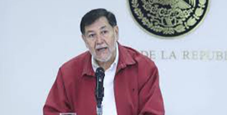 Acusa Noroña a viuda de Manzo de ambiciosa y fascista