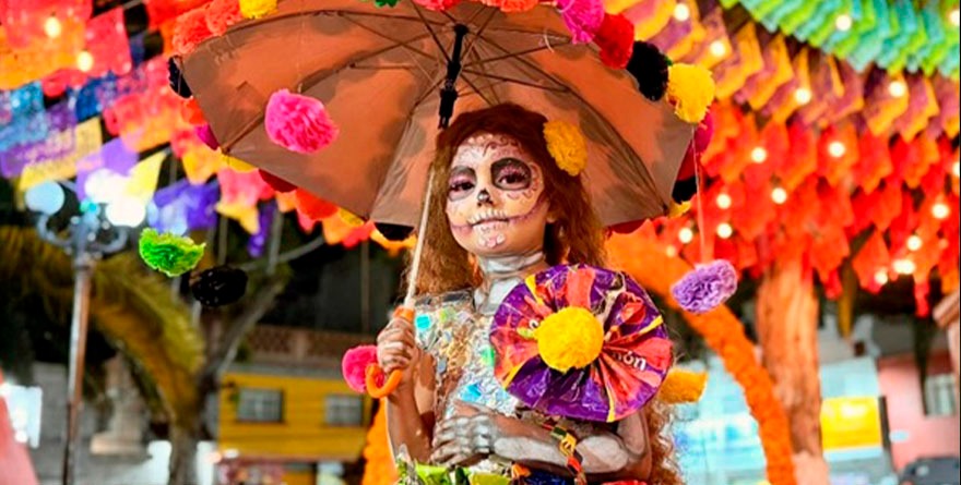 Concurso de catrinas ilumina a Zaragoza
