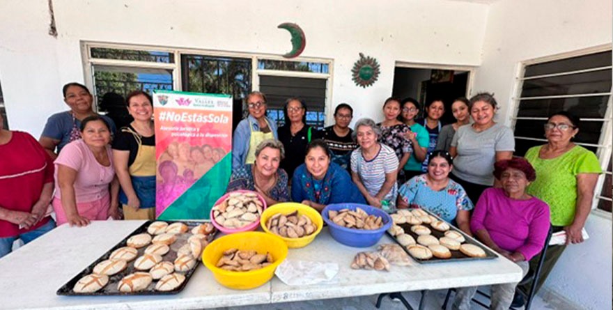 Reciben capacitación 600 mujeres de Valles