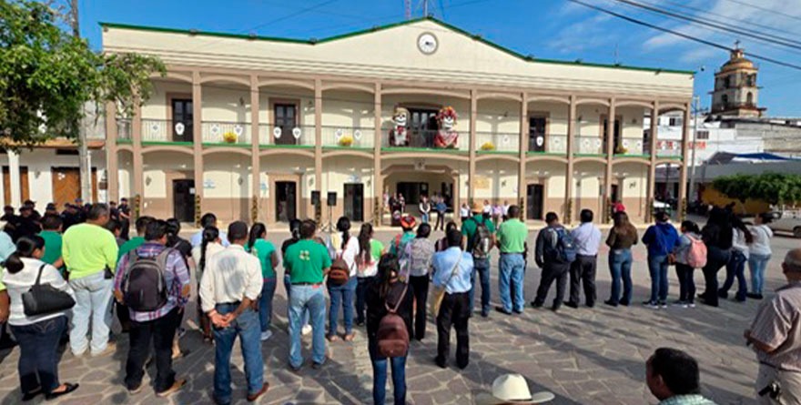 RECONOCEN ESFUERZO PARA FIESTAS EXITOSAS