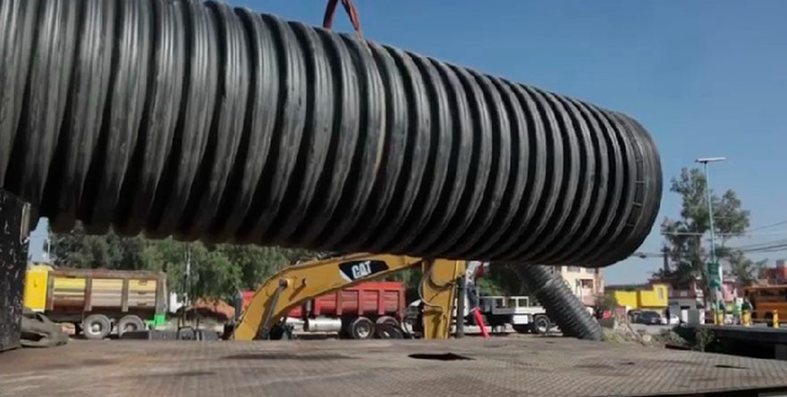POCEÑOS RECONOCEN A RICARDO GALLARDO POR OBRAS QUE CAMBIAN SU VIDA