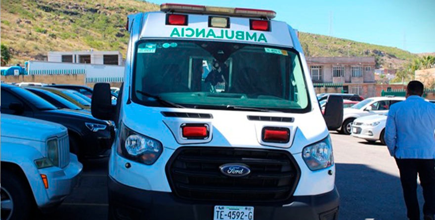 Cruz Roja recibe ambulancias