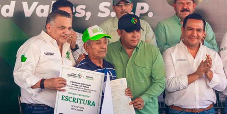 Consiguen su escritura tras cadena de engaños
