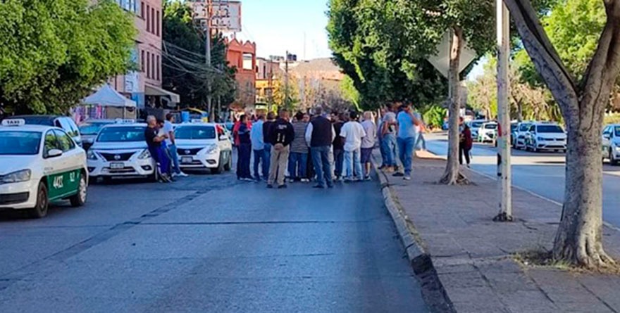 Taxistas vuelven a la carga