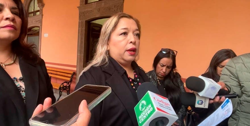 PROFESORAS DE DERECHO DENUNCIAN MISOGINIA Y VIOLENCIA INSTITUCIONAL, RECTOR ZERMEÑO GUARDA SILENCIO
