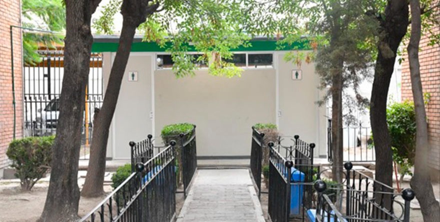 Entregan sanitarios en Secundaria “Graciano Sánchez”