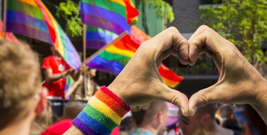 Ya es delito “curar” la diversidad