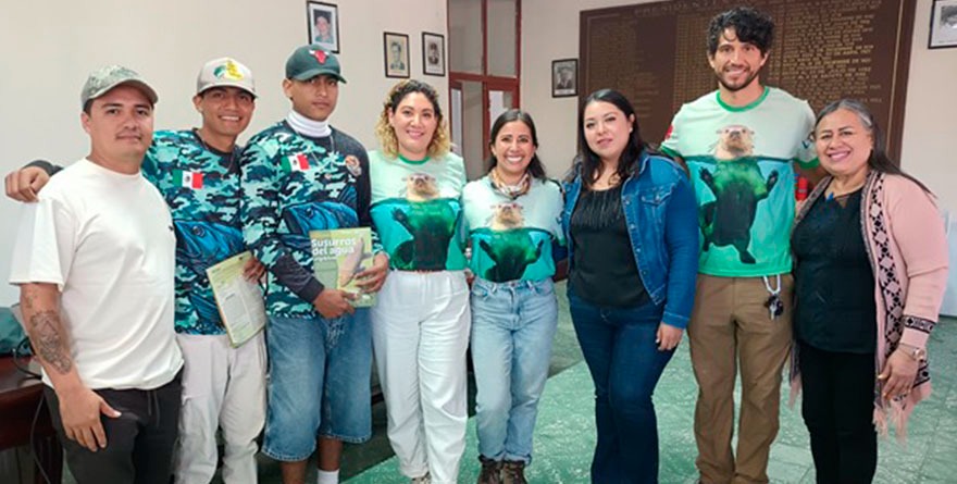 JÓVENES APRENDEN A PROTEGER NUTRIAS