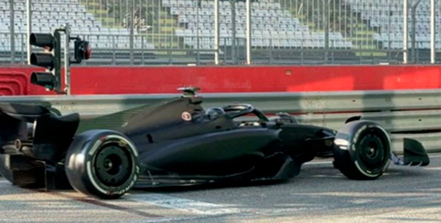 Vuelve Checo Pérez a manejar un auto de F1