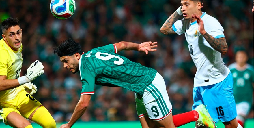 Aburren México y Uruguay a laguneros