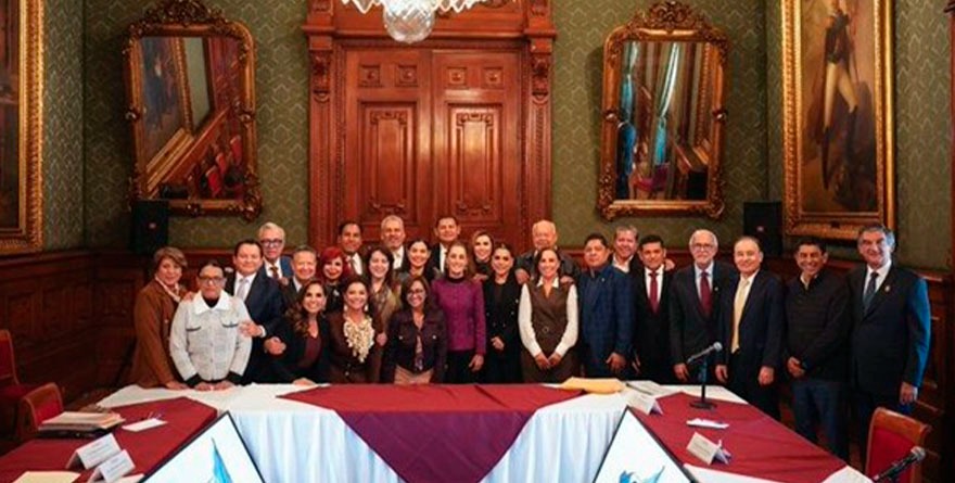 DAN POR CUBIERTOS APOYOS POR LLUVIAS