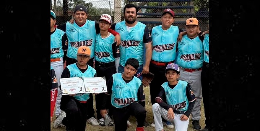 Naranjeros estrenan uniforme