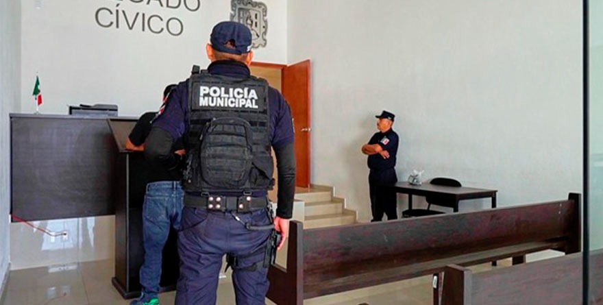 Investigan detención en Abastos