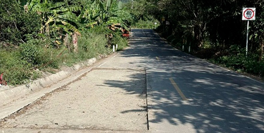 REPARAN CAMINO