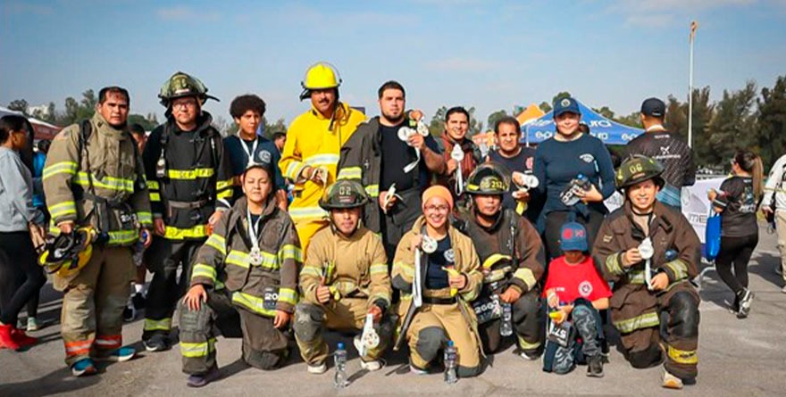 Carrera a favor de bomberos