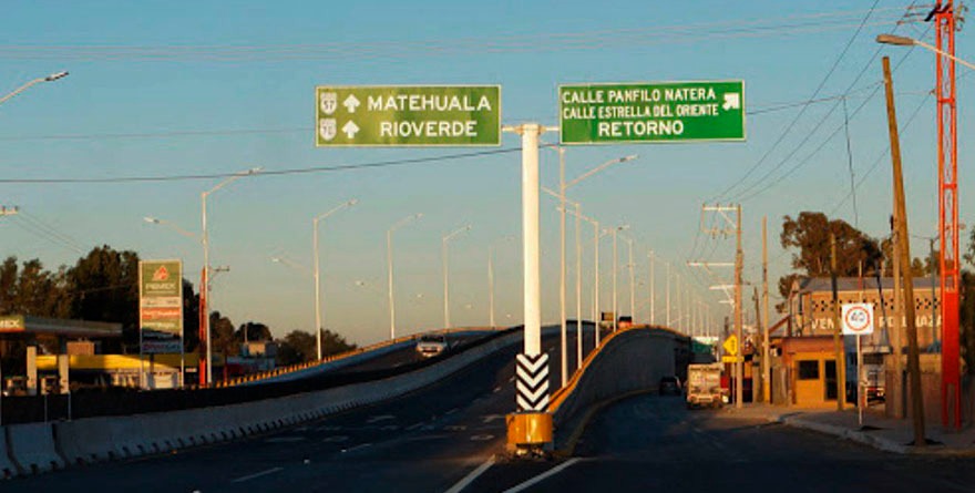 Balean a dos personas en Puente León García y Periférico