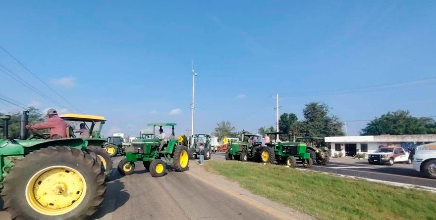 Productores arman nuevo bloqueo en Tamaulipas