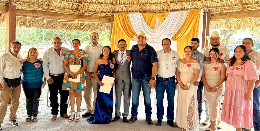 Navidad con anillo de boda