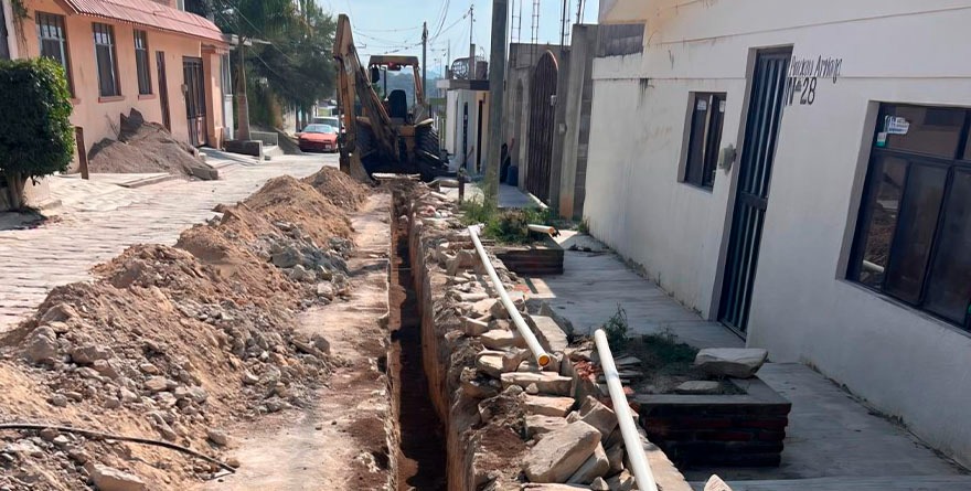 Rehabilitan red de agua en Cárdenas