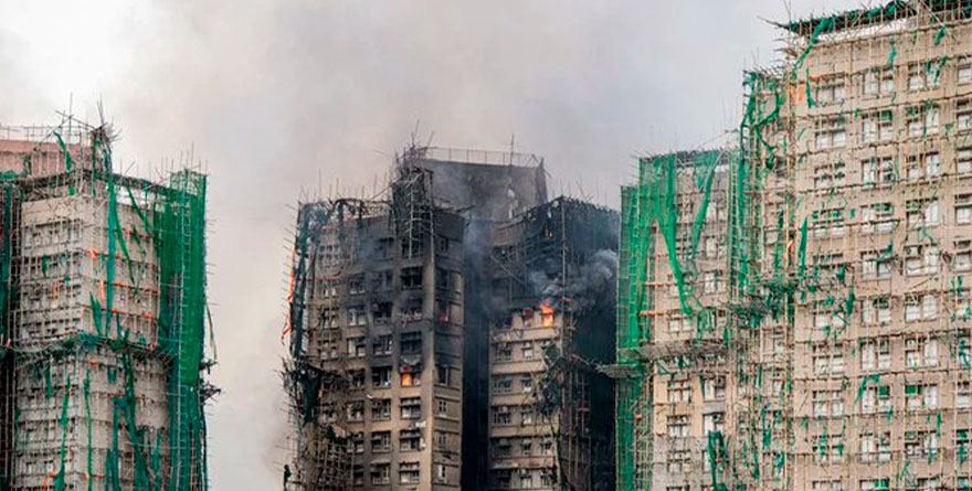 Ascienden a 83 los muertos por el incendio en Hong Kong