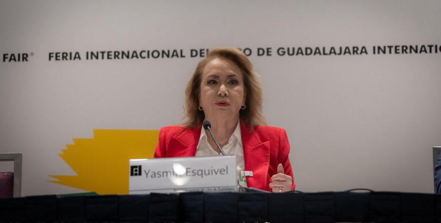 DIÁLOGO POR LA JUSTICIA: MINISTROS Y MINISTRA EN LA FIL
